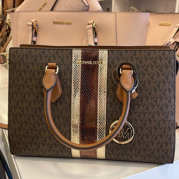 Michael Kors Sheila Medium Signature Logo and Metallic Satchel Crossbody Center - Picture 3 of 16